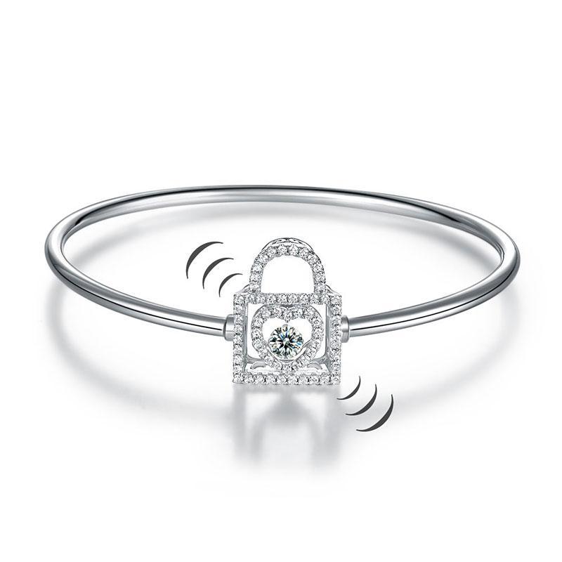Heart Lock Dancing Stone Bangle